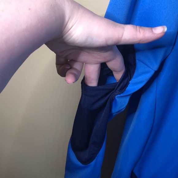 Adidas basketball long sleeve striped shirt - Picture 4 of 6